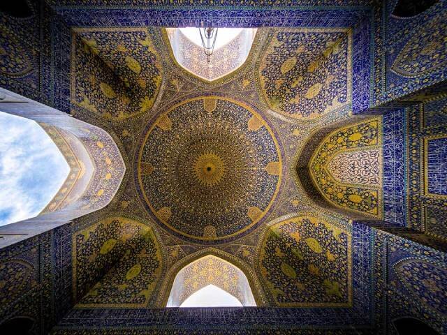 اجرای معماری اسلامی به کالبد خاصی محدود نمی‌شود 