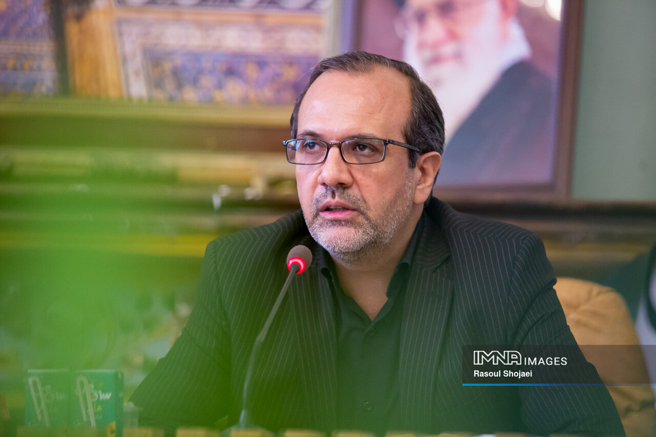 از اصفهان تا خلیج فارس؛ بازگشت لاکپشتهای سبز به آغوش دریا