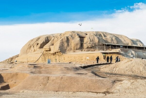 کشف بقایای خانه مسکونی دوره هزار چهارم پیش از میلاد در کاشان