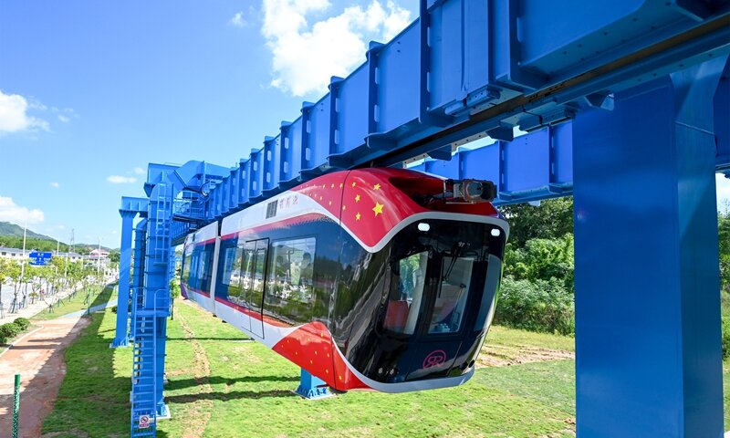 چین؛ میزبان اولین قطار آسمانی معلق در جهان