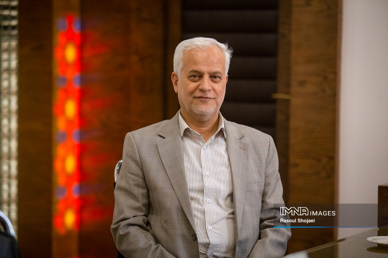شهردار اصفهان: ارائه خدمات را به سمت محلات کمتر برخوردار سوق می‌دهیم