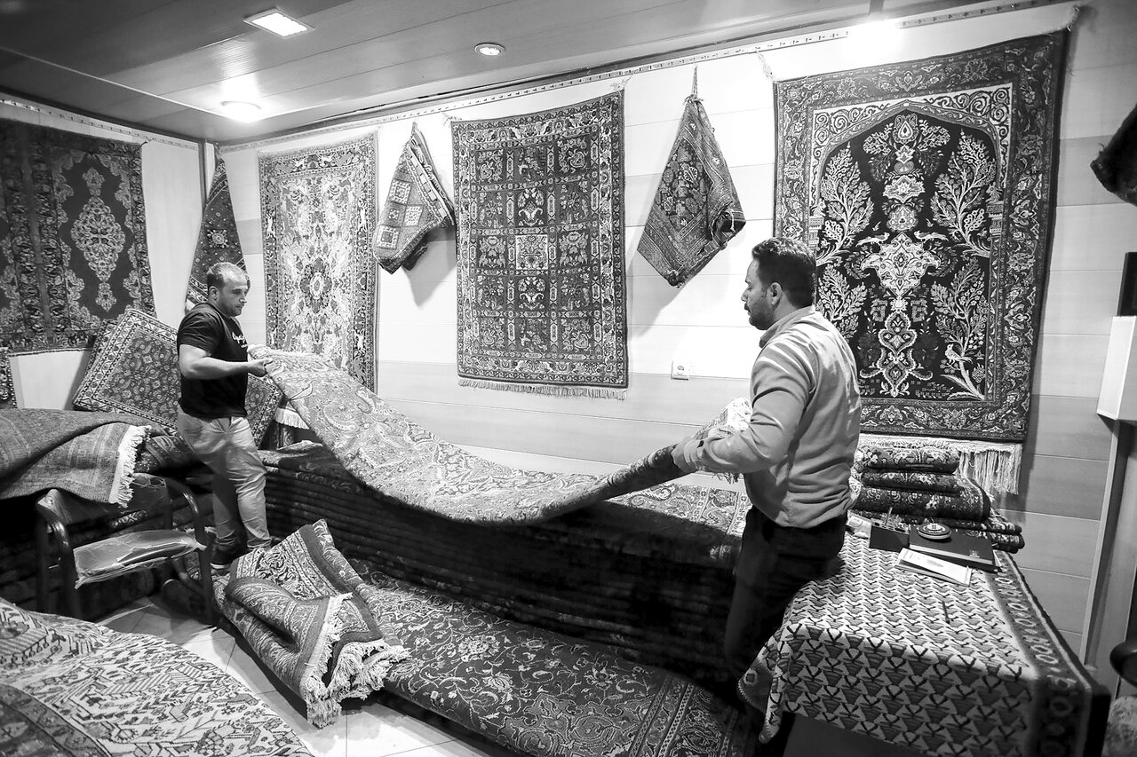 فرش اصفهان از نمای کریاس