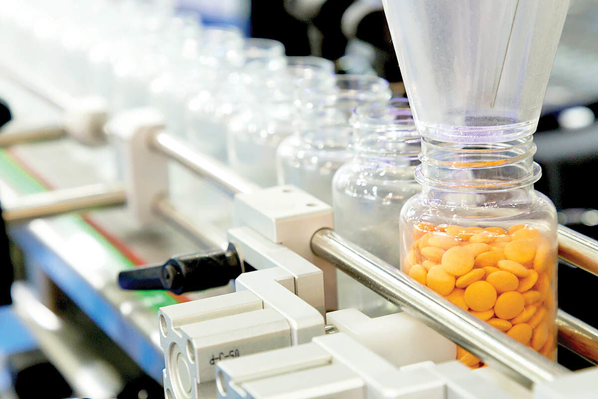 پروژه‌های ملی به تولید دارو در کشور رونق می‌دهد