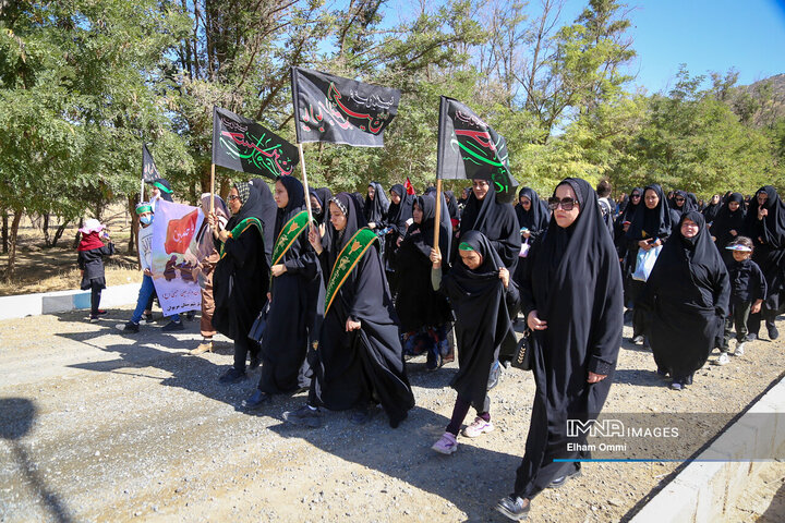 اجتماع جاماندگان اربعین در مریوان