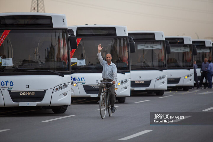  زیرساخت‌های حمل‌ونقل عمومی در ارومیه فراهم شود 