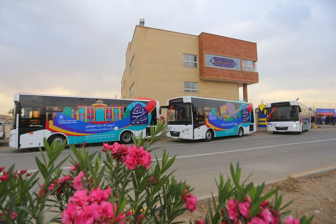 از طنین مهر در اصفهان تا میزبانی از اتوبوس‌های جدید