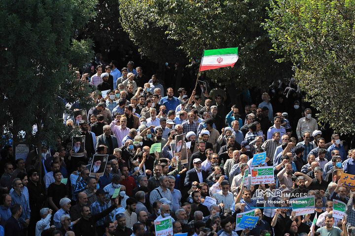 راهپیمائی مردم همدان علیه اغتشاشات اخیر