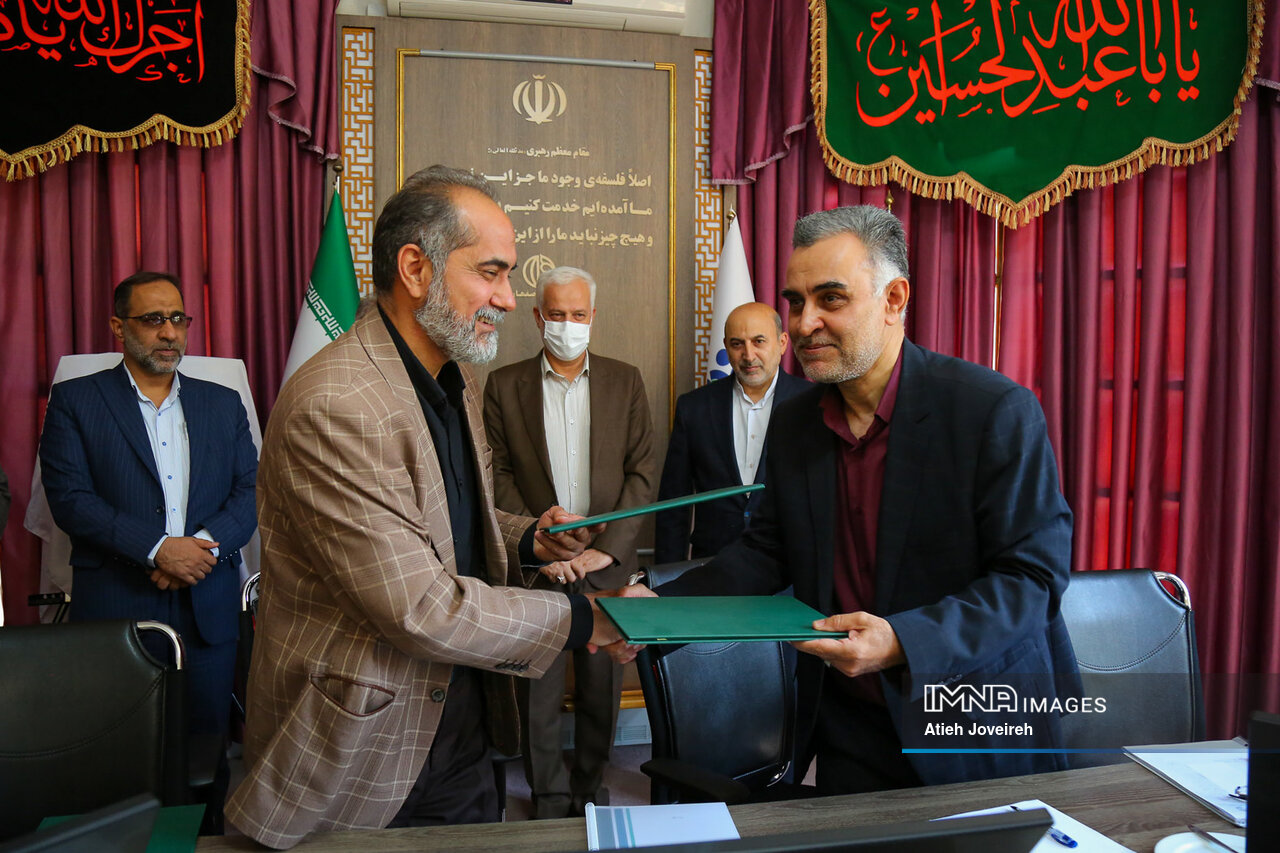 امضای تفاهم‌نامه بین شهرداری اصفهان و مرکز تحقیقات، آموزش کشاورزی و منابع طبیعی