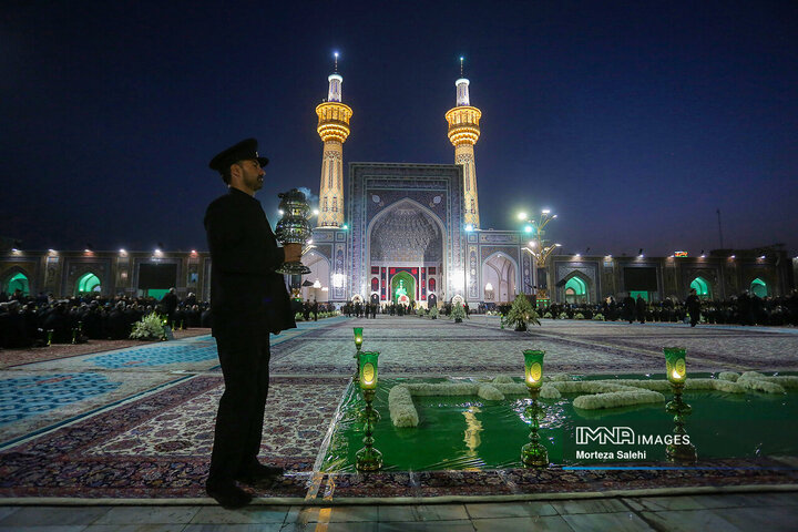 آئین خطبه خوانی شب شهادت امام رضا(ع)