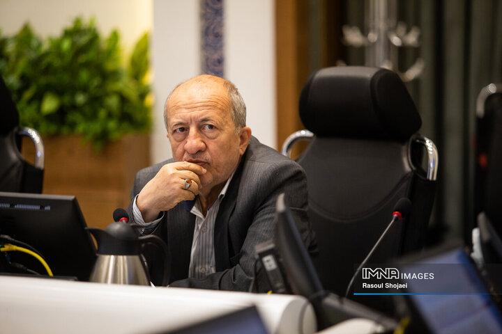 عباس حاج رسولی ها عضو شورای شهر