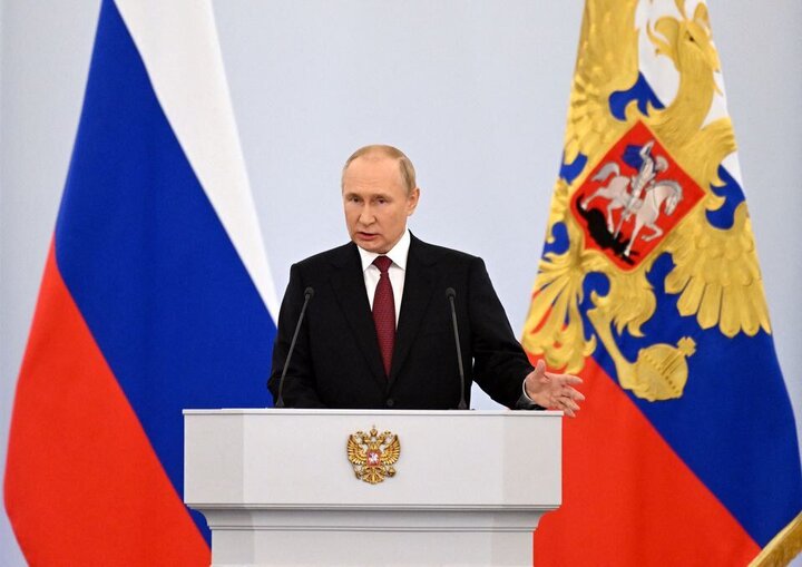 پوتین: با اطمینان سال را پشت سر گذاشتیم/ پیش بینی فروپاشی اقتصاد روسیه محقق نشد
