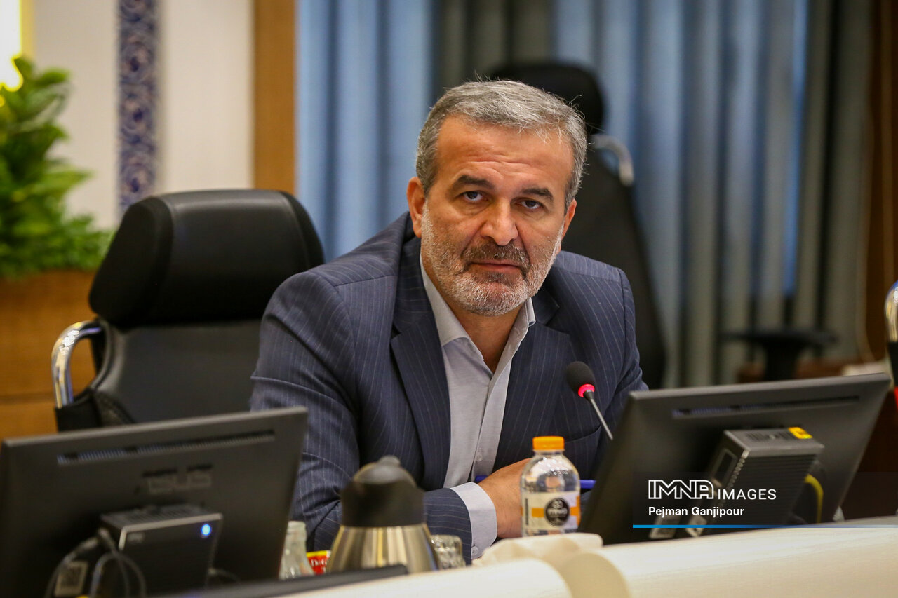 استفاده از ماشینآلات بهروز برای نصفجهانی زیباتر/ بودجه ۲۵۰ میلیارد تومانی نظافت مکانیزه