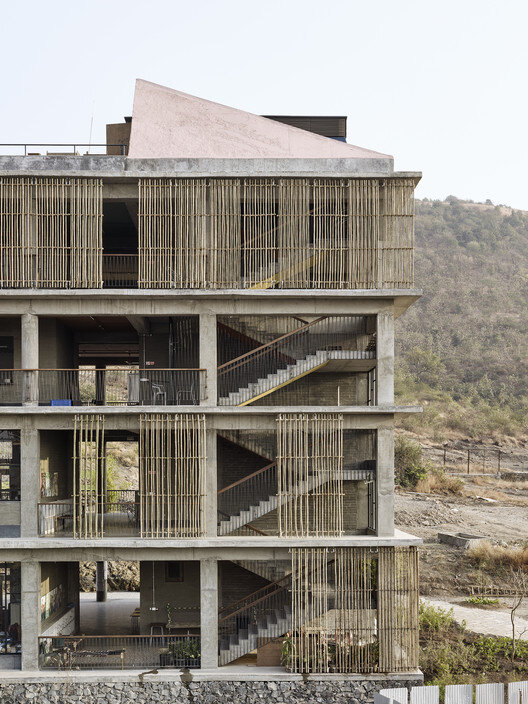 بهترین سازههای انتشار صفر کربن در جهان