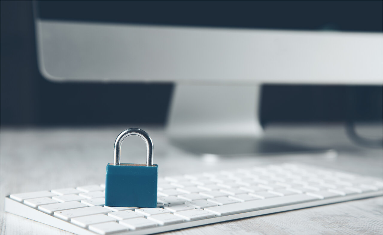 برنامه مدیریت اندروید + معرفی و بررسی اپلیکیشن رمز عبور اندروید و Password Manager