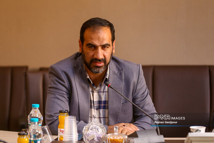 «محلهمحوری» کلیدواژه رویکرد فرهنگی منطقه ۷ اصفهان «محلهمحوری» کلیدواژه رویکرد فرهنگی منطقه ۷ اصفهان