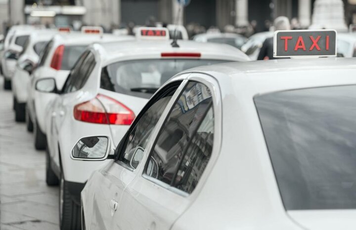 بهبود خدمات حمل‌ونقل عمومی با ادغام تاکسی‌های اینترنتی شهر آمریکایی