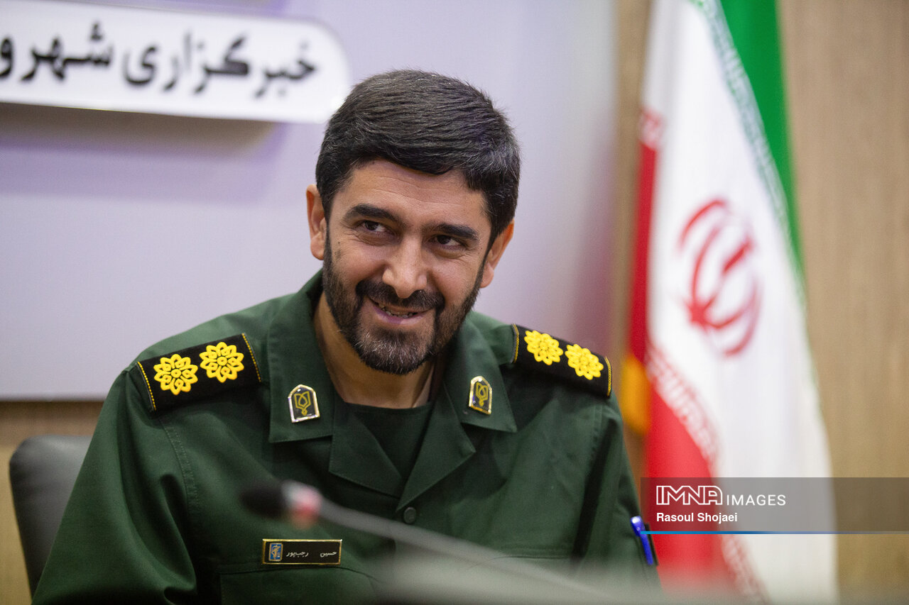 ضرورت تقویت هویت ایرانی و اسلامی در مدارس/ شاخص های دانش آموز تراز انقلاب