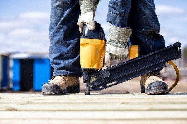 دلیل اهمیت استفاده از کفش ایمنی