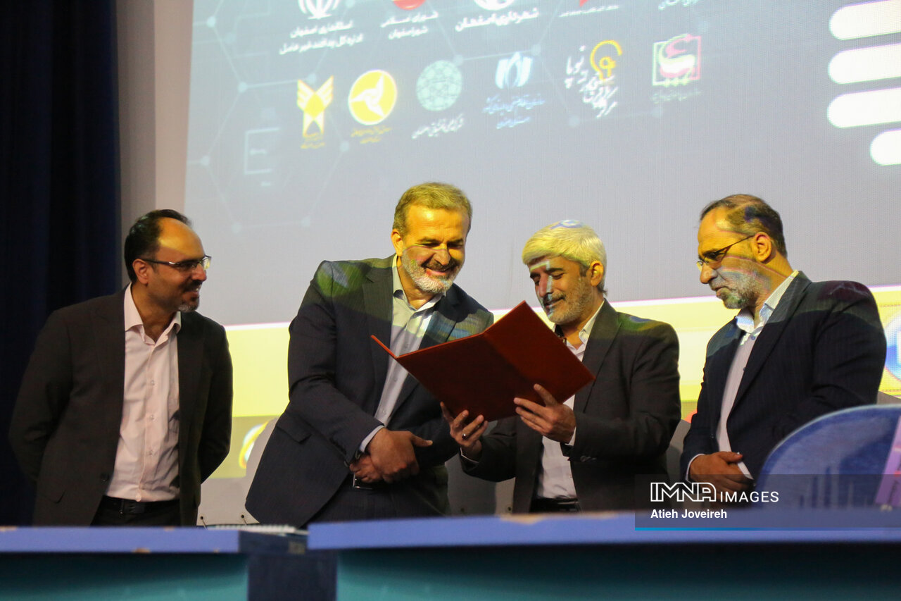 حل بنبستهای مدیریت شهری در تعامل با شرکتهای دانشبنیان