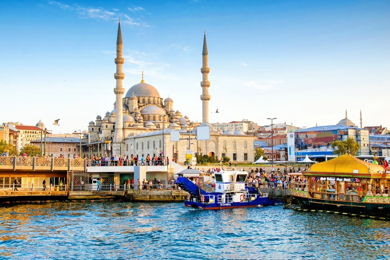 پرواز ارزان به استانبول با سفرمارکت