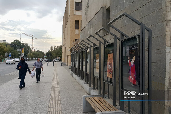 افتتاح دومین گالری‌ گذر اصفهان در مترو اصفهان 