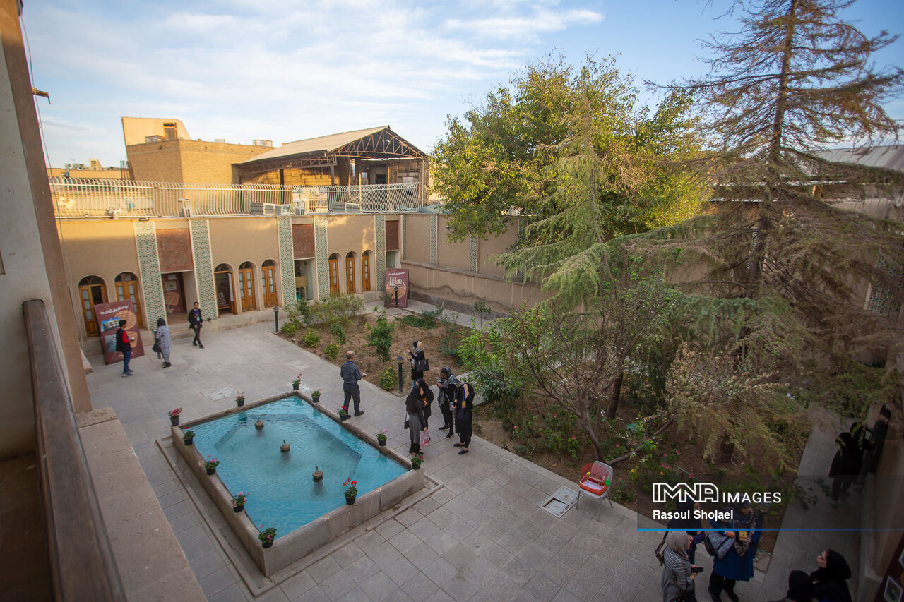 اینجا روایت؛ باشکوه گرهخورده است