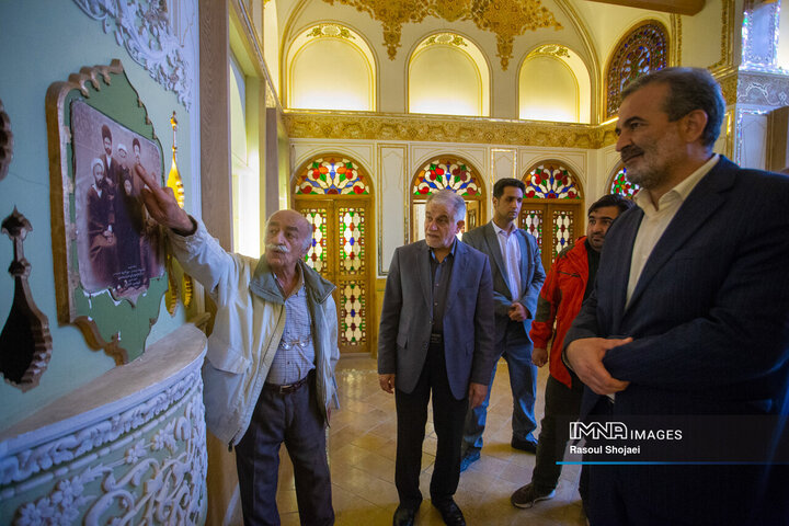 بازدید اعضای شورای شهر از خانه‌ تاریخی دهدشتی