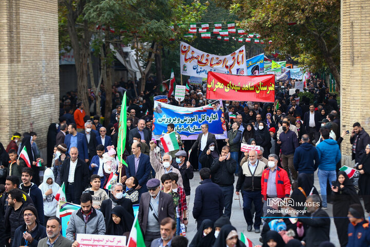 راهپیمایی روز مبارزه با استکبار در اصفهان