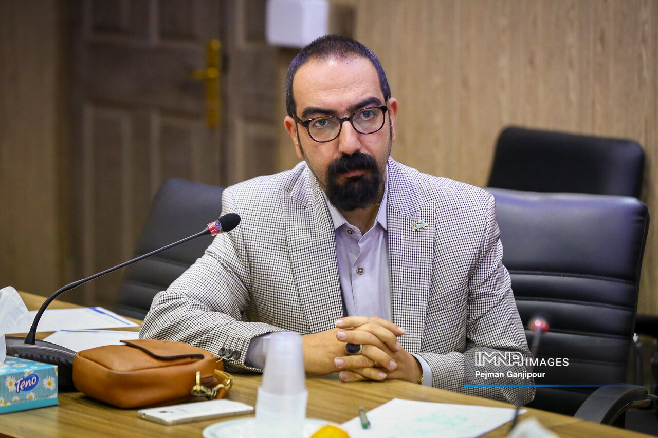 از به اجماع نرسیدن نخبگانی تا موسی درون مدیران مراکز هنری شهرداری اصفهان