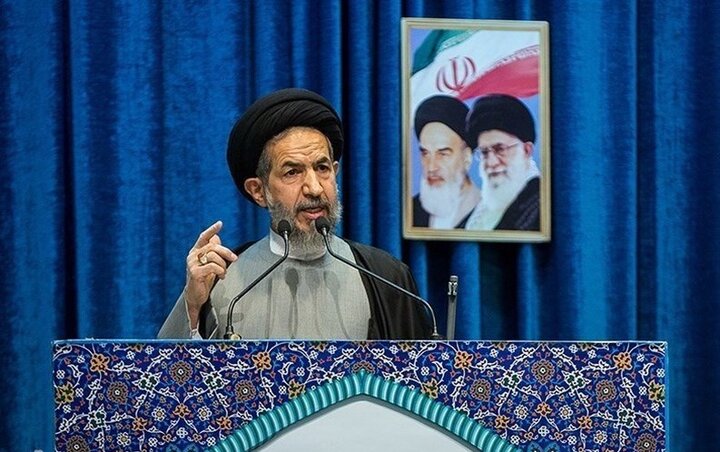 ابوترابیفرد: در هیچ شرایطی اجازه دخالت آمریکا در امور تنگه هرمز داده نمیشود