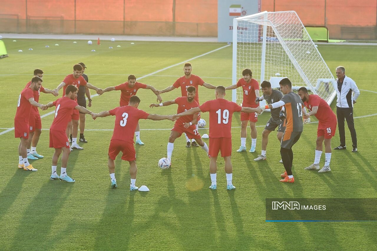 تیمملی فوتبال ایران پس از ۱۴سال از رنگ قرمز فاصله گرفت / تقلب ژنرال از روی دست امپراطور