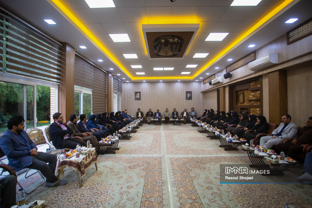 نشست هم‌اندیشی مسئولان دفاتر شهرداری اصفهان