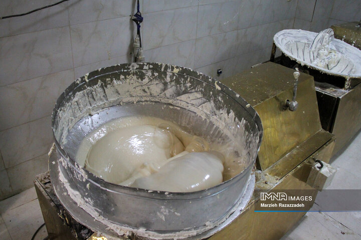 تولید گز