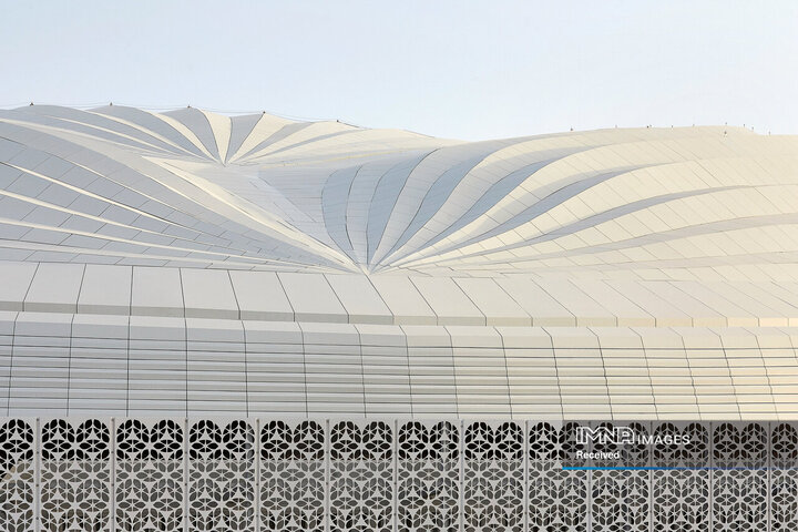 سقف ورزشگاه الجنوب از سه پوسته تشکیل شده است