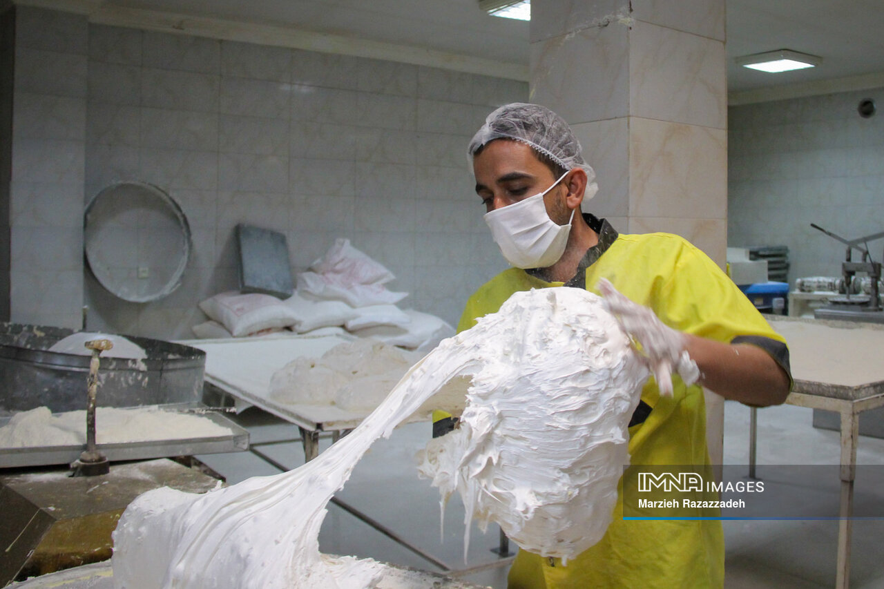 صنعت گز در انتظار حمایت