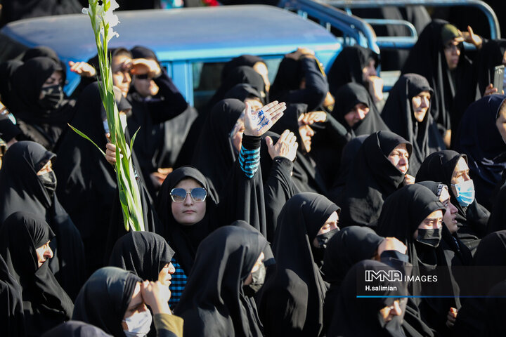 تشییع شهید اسماعیل چراغی در زرین‌شهر