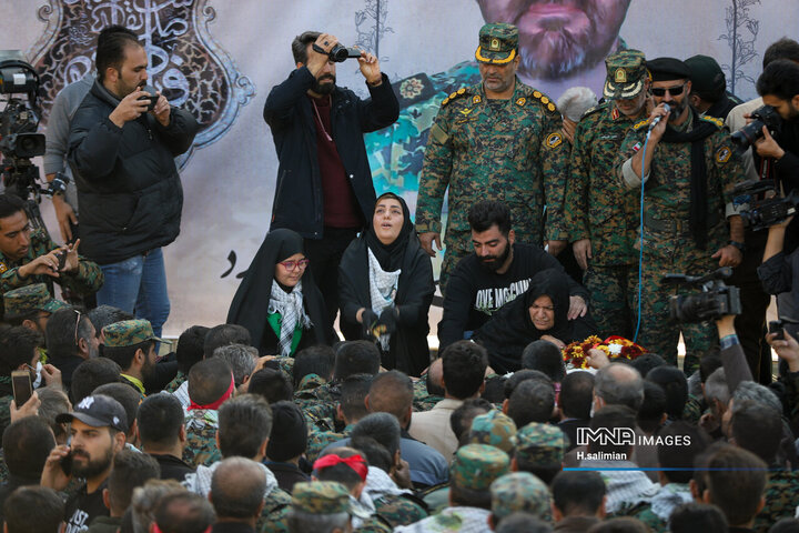تشییع شهید اسماعیل چراغی در زرین‌شهر