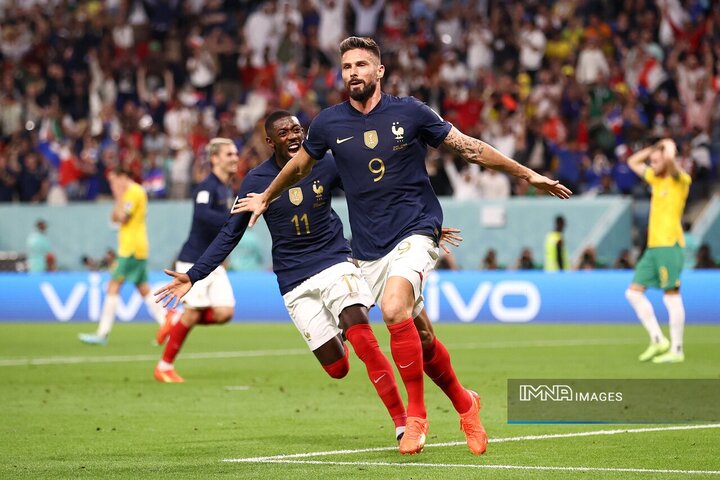 فرانسه ۴- استرالیا یک/ آبی ها با توپ پر آغاز کردند
