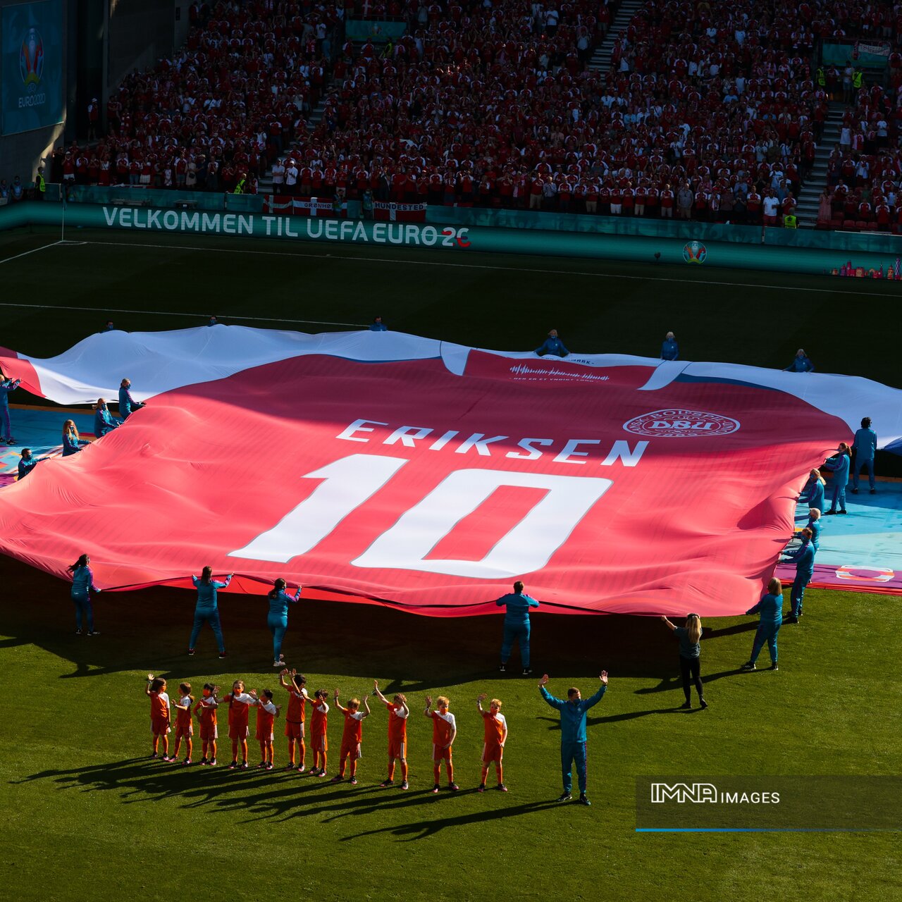 استقبال خاص دانمارکیها از اریکسن/ بازگشت باشکوه پس از ۱۷ماه+عکس