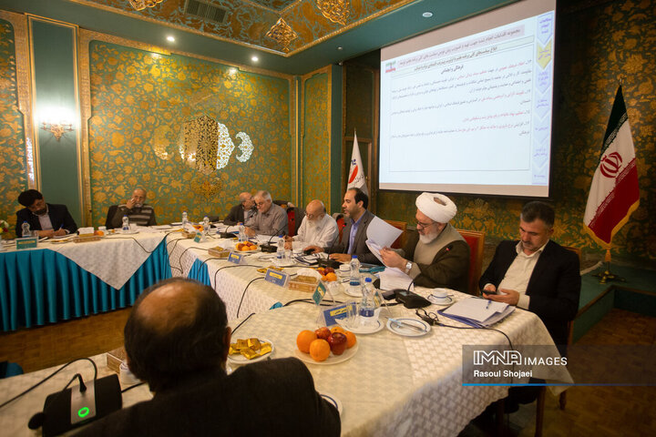 نشست مشترک شهرداران و رؤسای شوراهای اسلامی کلان‌شهرها