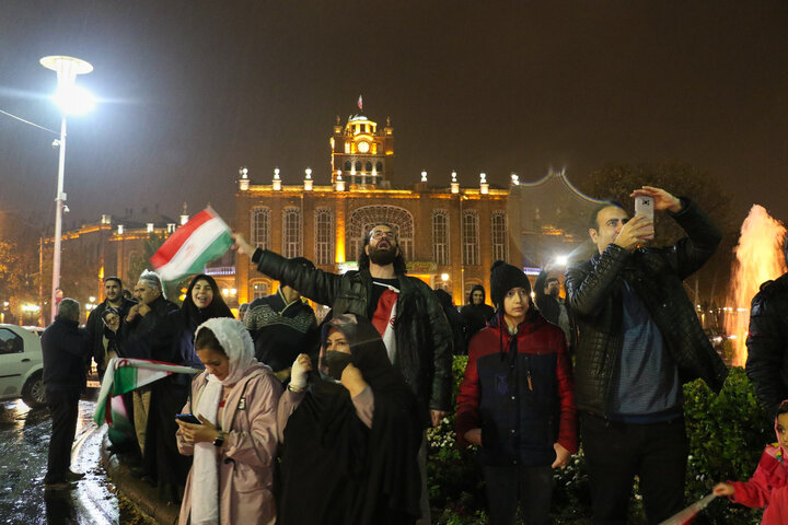 شادی مردم تبریز پس از اولین برد تیم ملی ایران در جام جهانی 2022