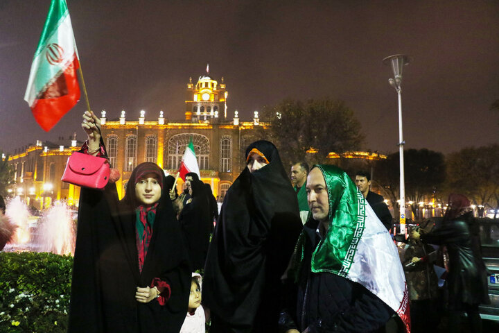 شادی مردم تبریز پس از اولین برد تیم ملی ایران در جام جهانی 2022