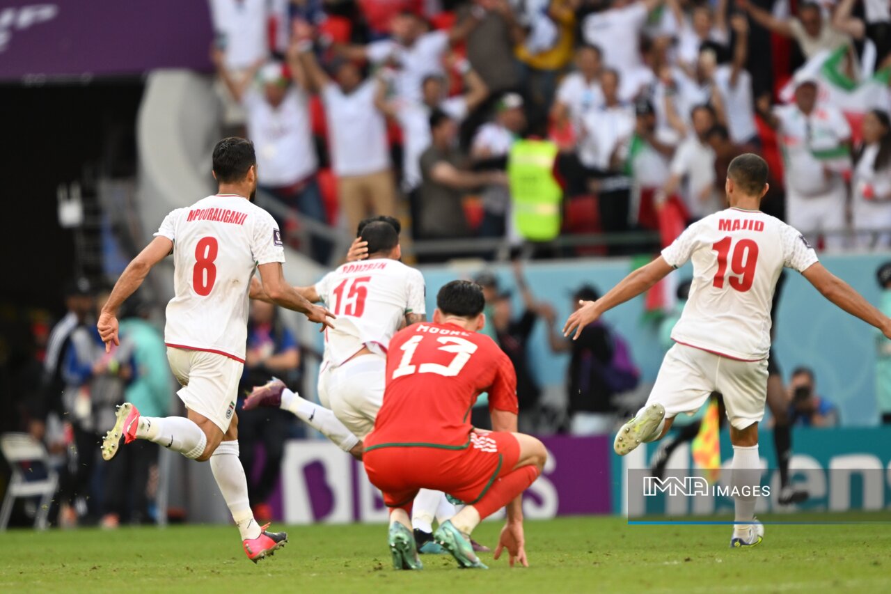 گزارش ایمنا از شادی مردم پس از پیروزی تیم‌ملی ایران برابر ولز