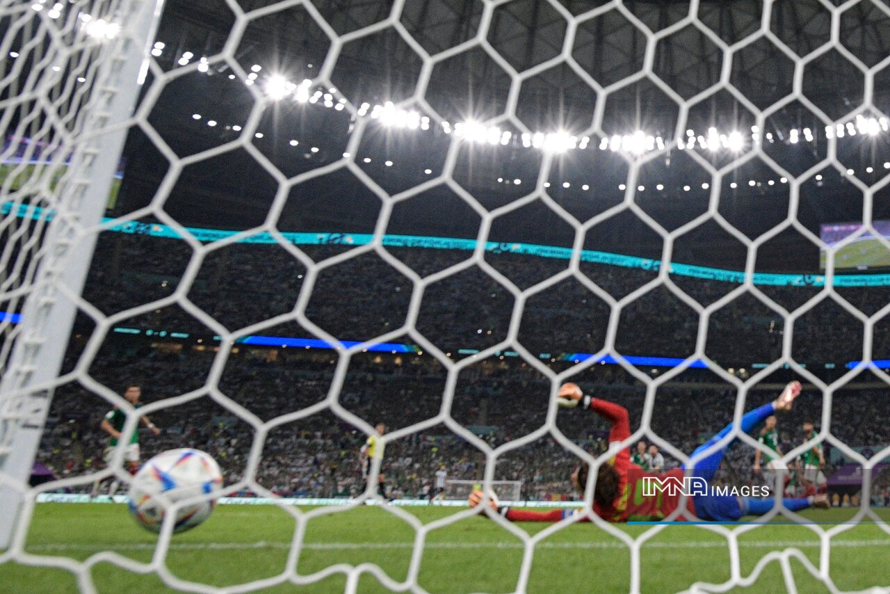 لحظهای که پادشاه مسی به رکورد مارادونای فقید رسید+عکس