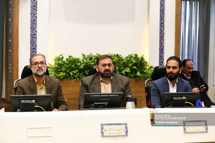 شصت و پنجمین جلسه علنی شورای شهر اصفهان