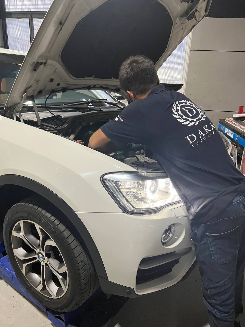 اتوداکار: بهترین تعمیرگاه تخصصی ماشین خارجی