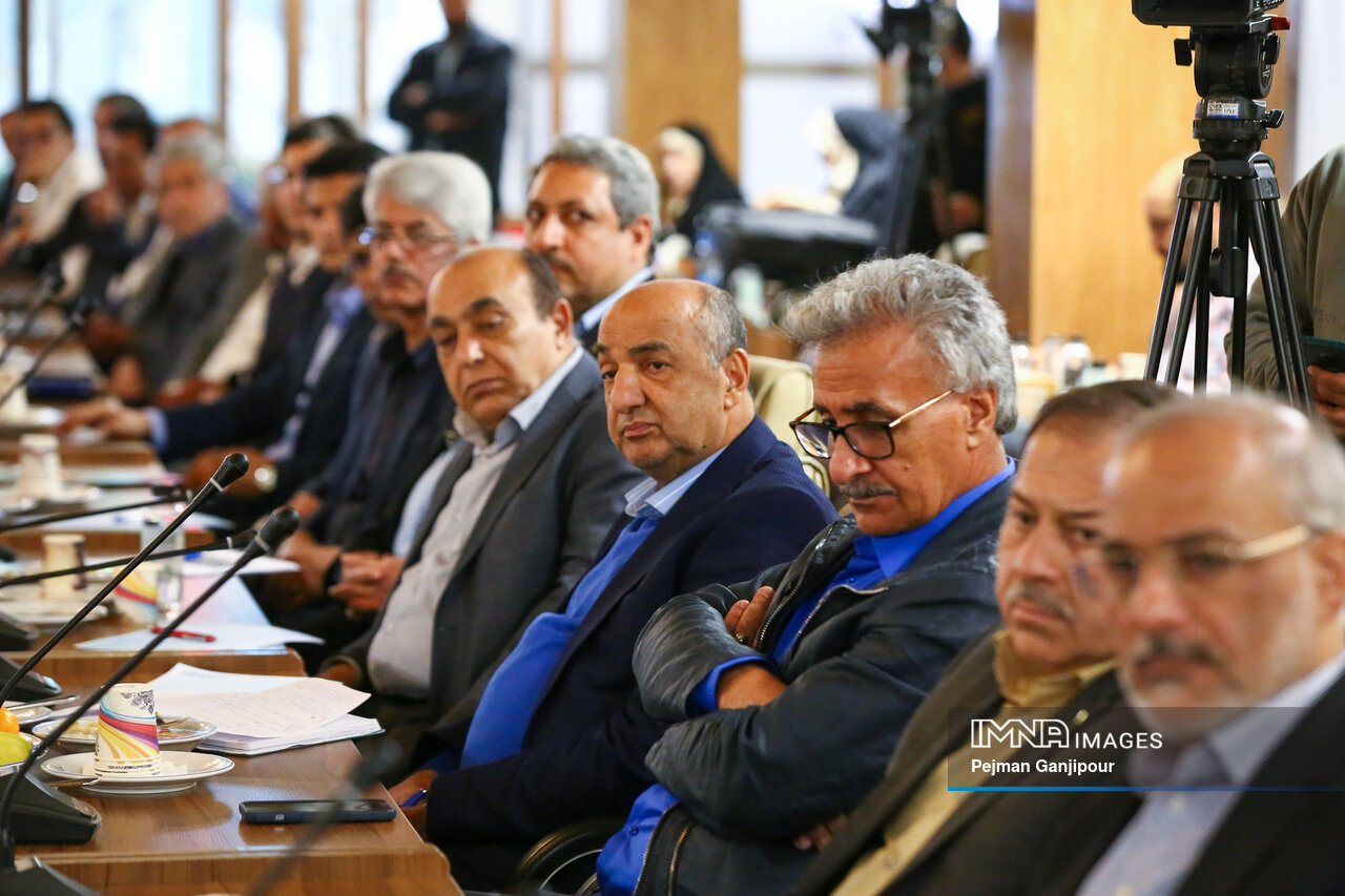 سرمایه‌گذاران از دغدغه‌های خود به مدیران شهری اصفهان گفتند