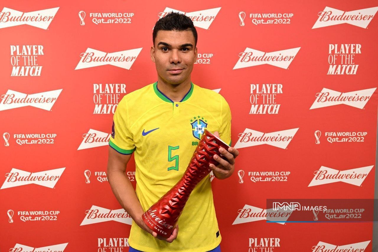 کاسمیرو بهترین بازیکن بازی سوئیس برزیل شد+عکس