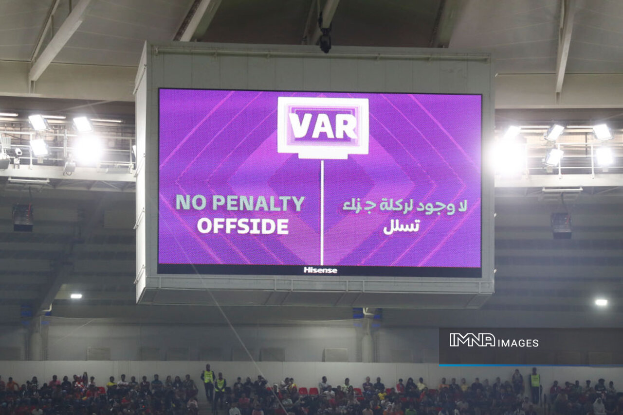تصمیم بحث‌برانگیز VAR در بازی کرواسی - بلژیک + عکس