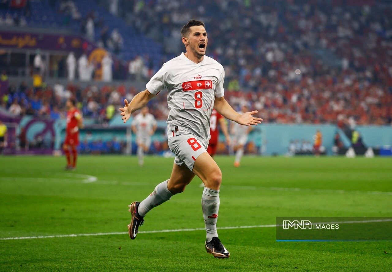 جدال صاحب سبکها با یکدیگر